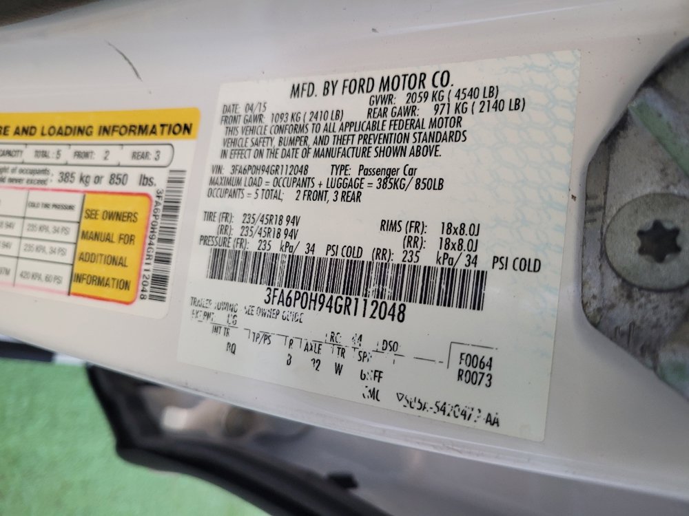 Used 2016 Ford Fusion SE w/ Equipment Group 202A FWD image 33