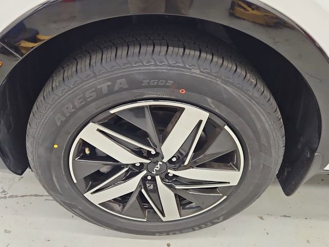 Used 2023 Kia Sorento S image 10