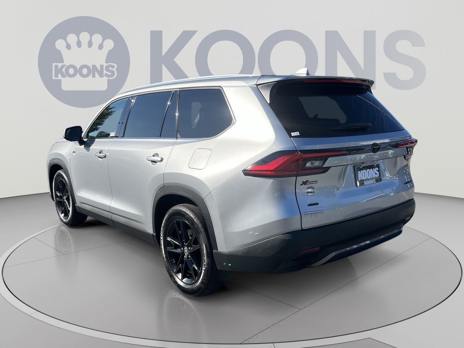 Used 2024 Toyota Grand Highlander AWD image 4