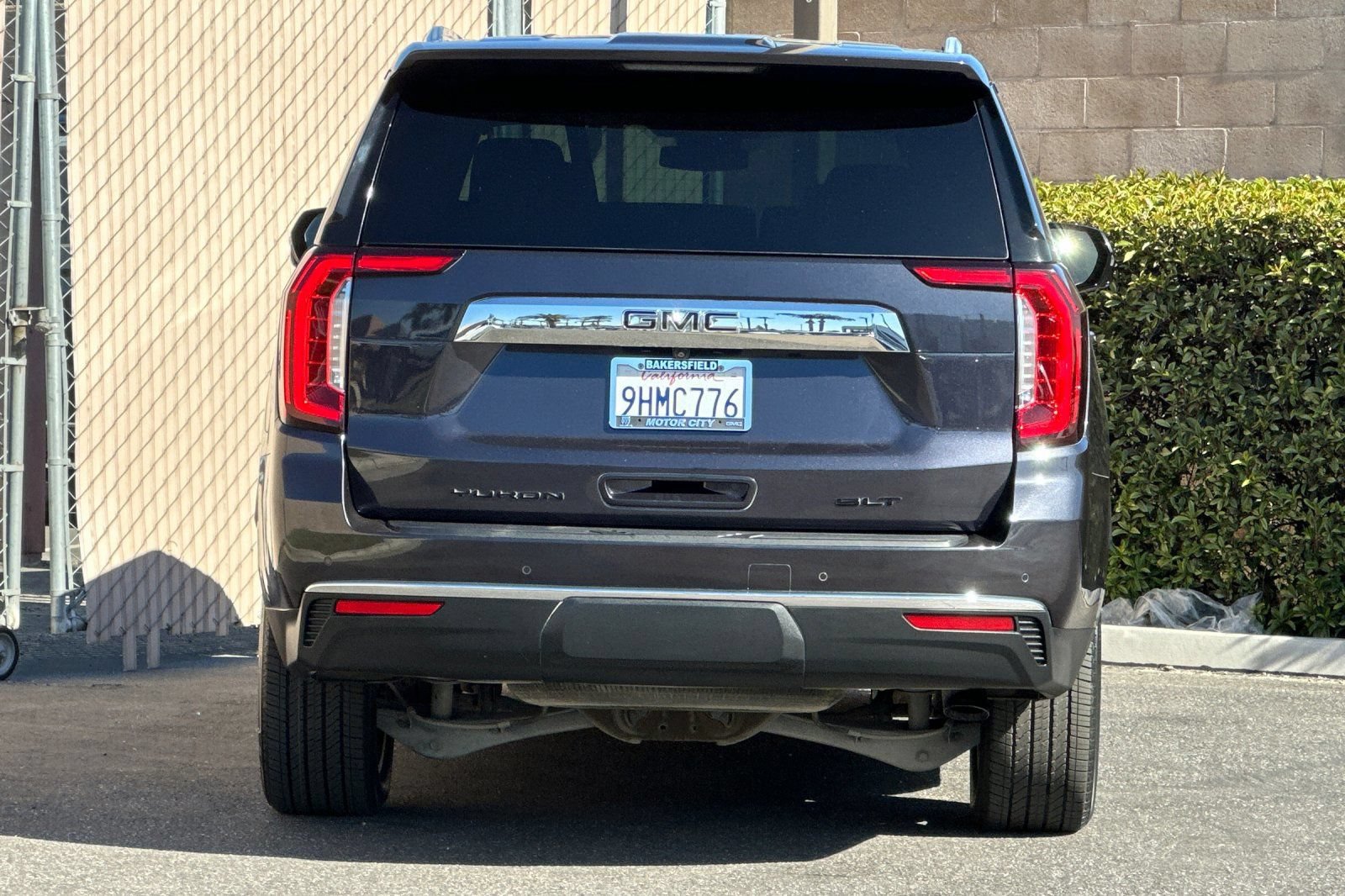 Certified 2023 GMC Yukon SLT w/ SLT Premium Package RWD image 5