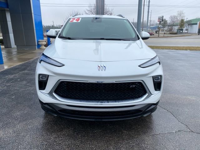 Used 2024 Buick Encore GX Sport Touring w/ Comfort Package AWD/4WD image 8