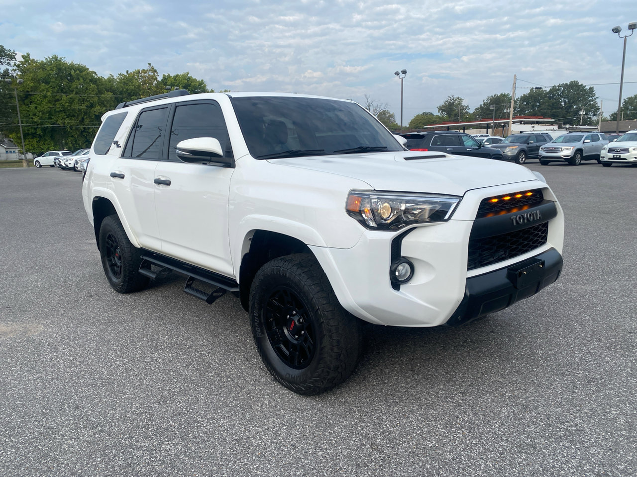 Used 2019 Toyota 4Runner TRD Off-Road Premium image 3