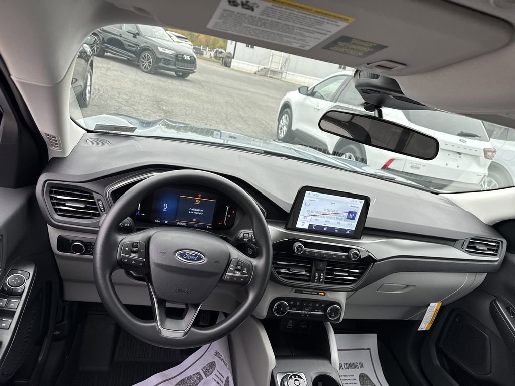 New 2026 Ford Escape Active AWD/4WD image 16
