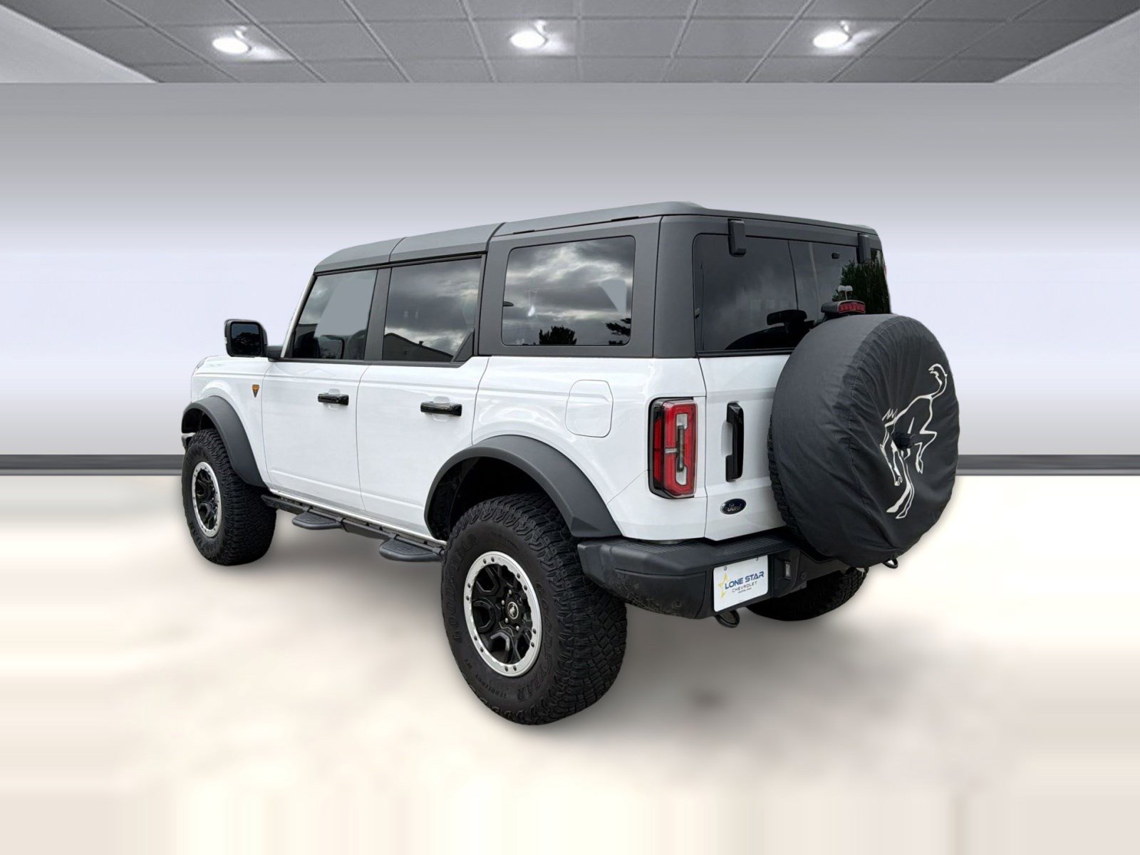 Used 2024 Ford Bronco Badlands AWD/4WD image 3