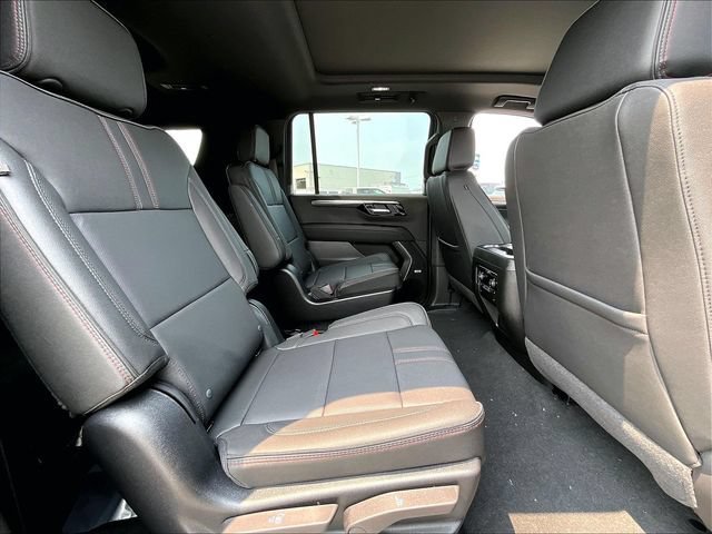 New 2026 Chevrolet Suburban RST w/ Advanced Technology Package AWD/4WD image 26
