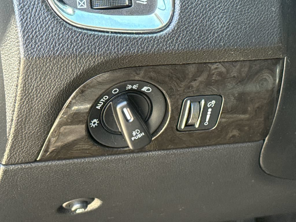 Used 2013 Dodge Durango Crew RWD image 23