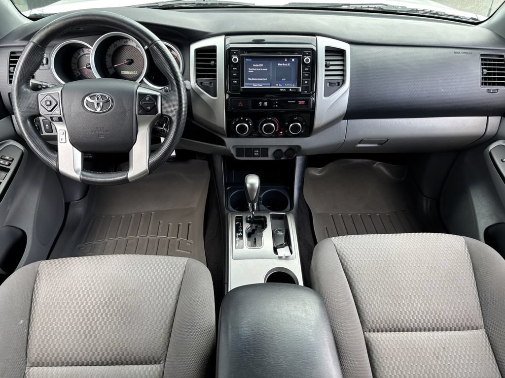 Used 2014 Toyota Tacoma PreRunner w/ SR5 Package RWD image 19