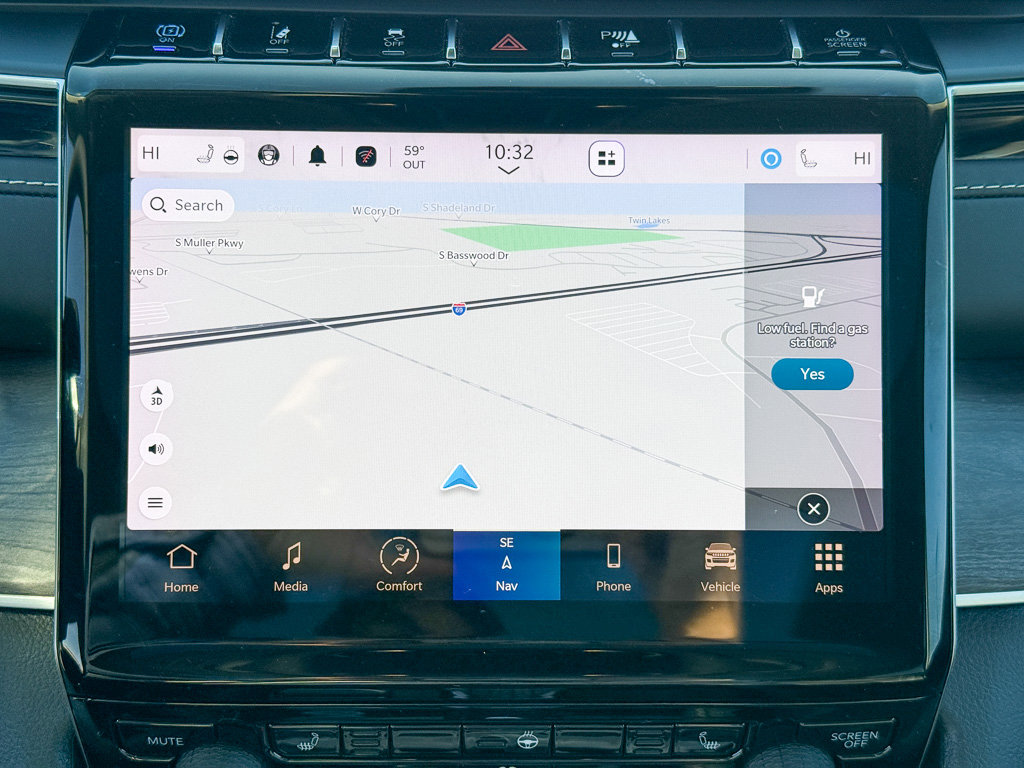 Used 2022 Jeep Grand Cherokee Limited 4xe image 16