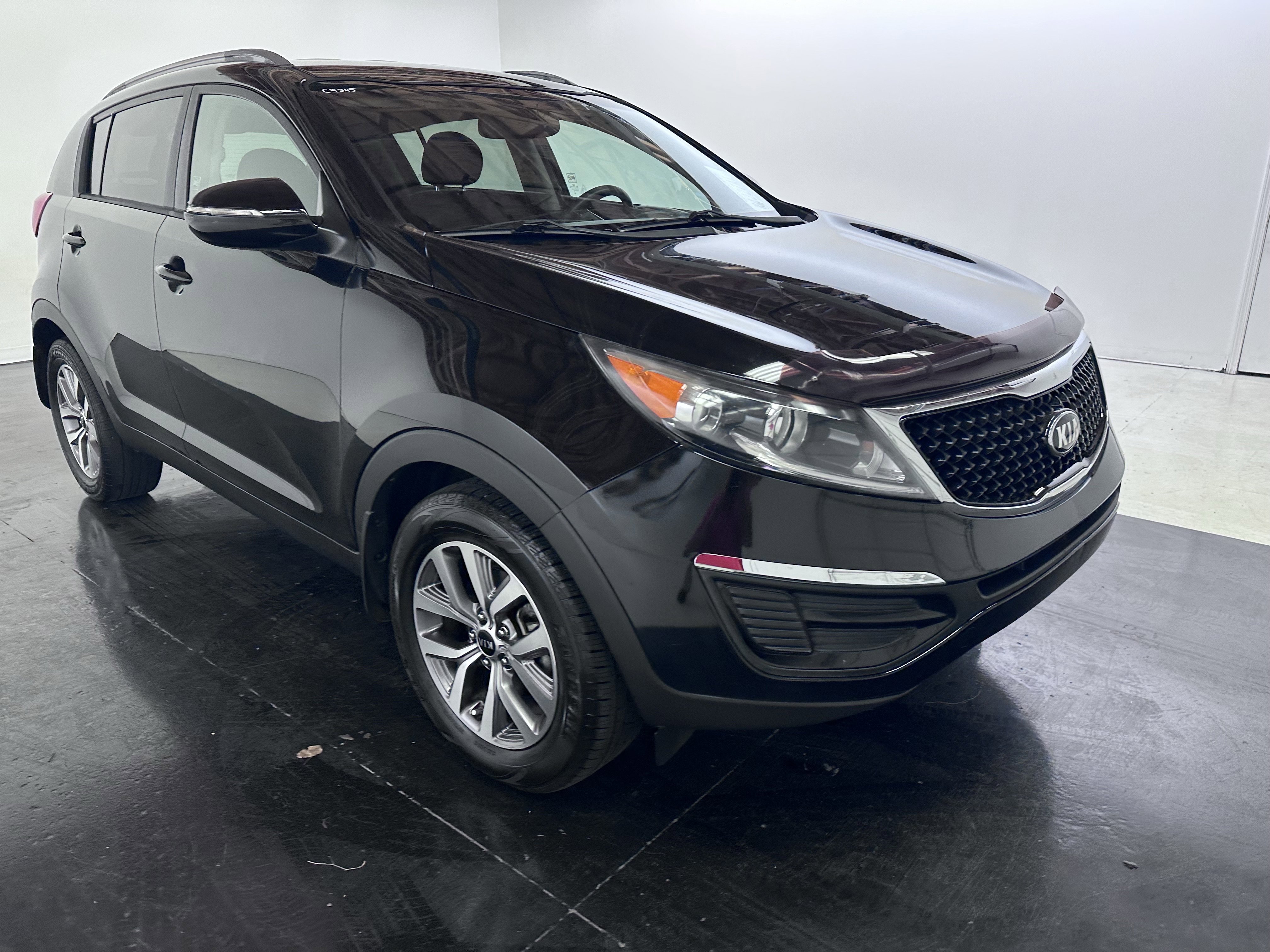 Used 2014 Kia Sportage LX image 2