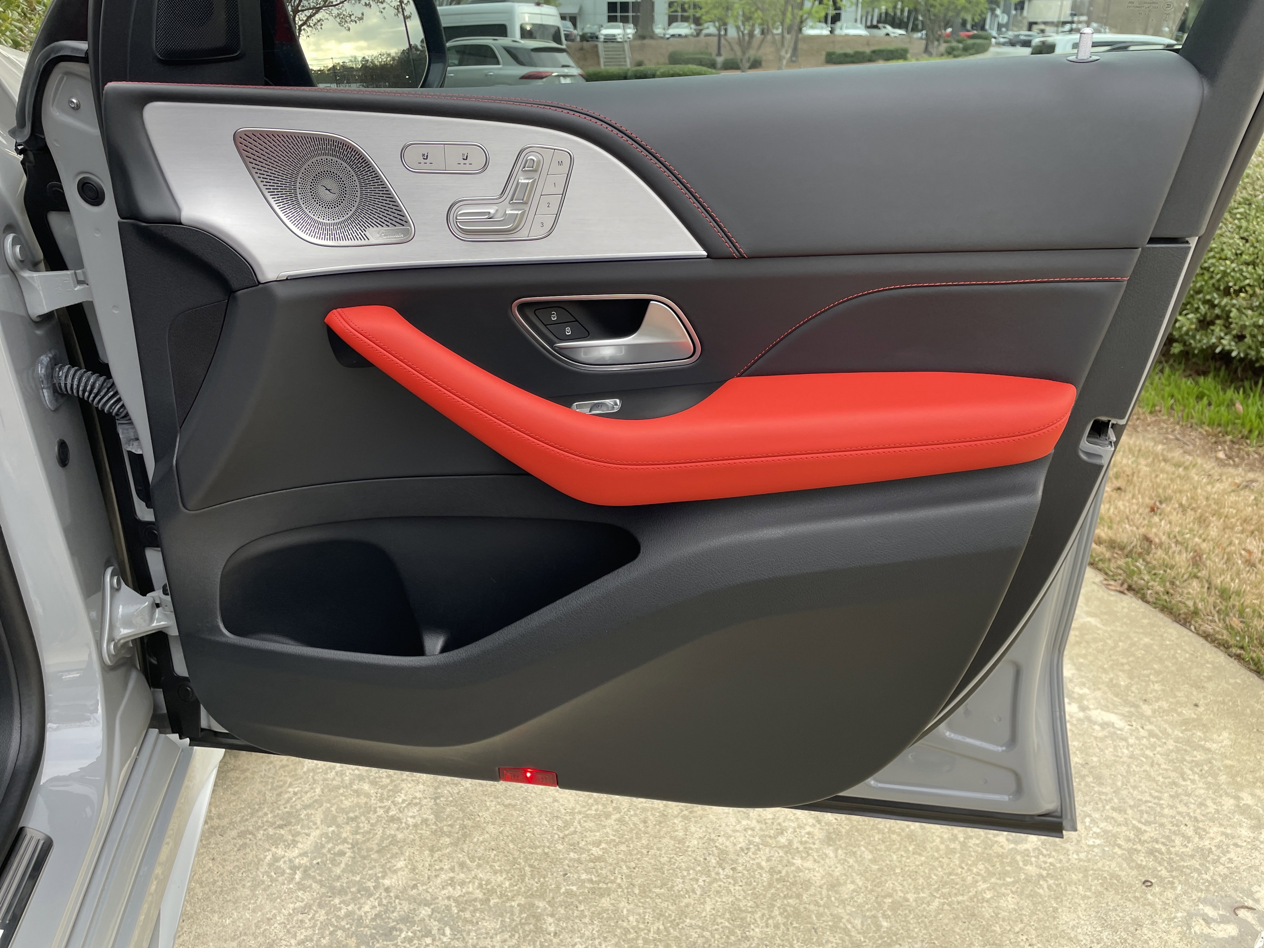 Certified 2024 Mercedes-Benz GLE 53 AMG 4MATIC image 47