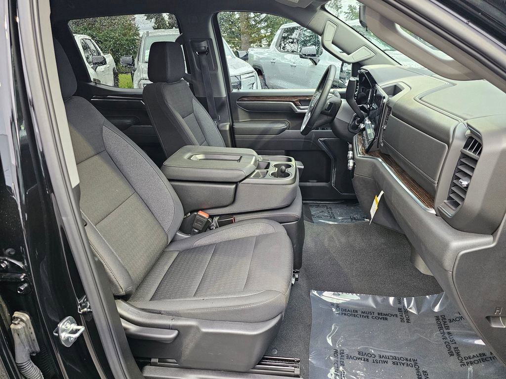 Used 2025 GMC Sierra 1500 Elevation image 45