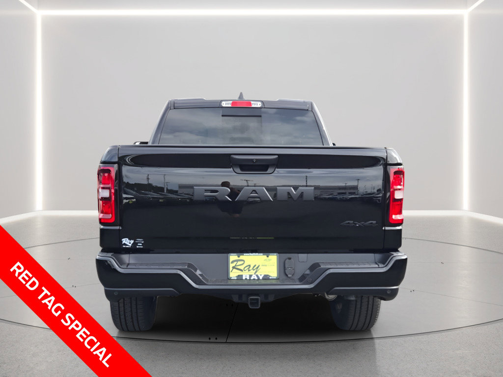New 2026 RAM 1500 Express AWD/4WD image 7