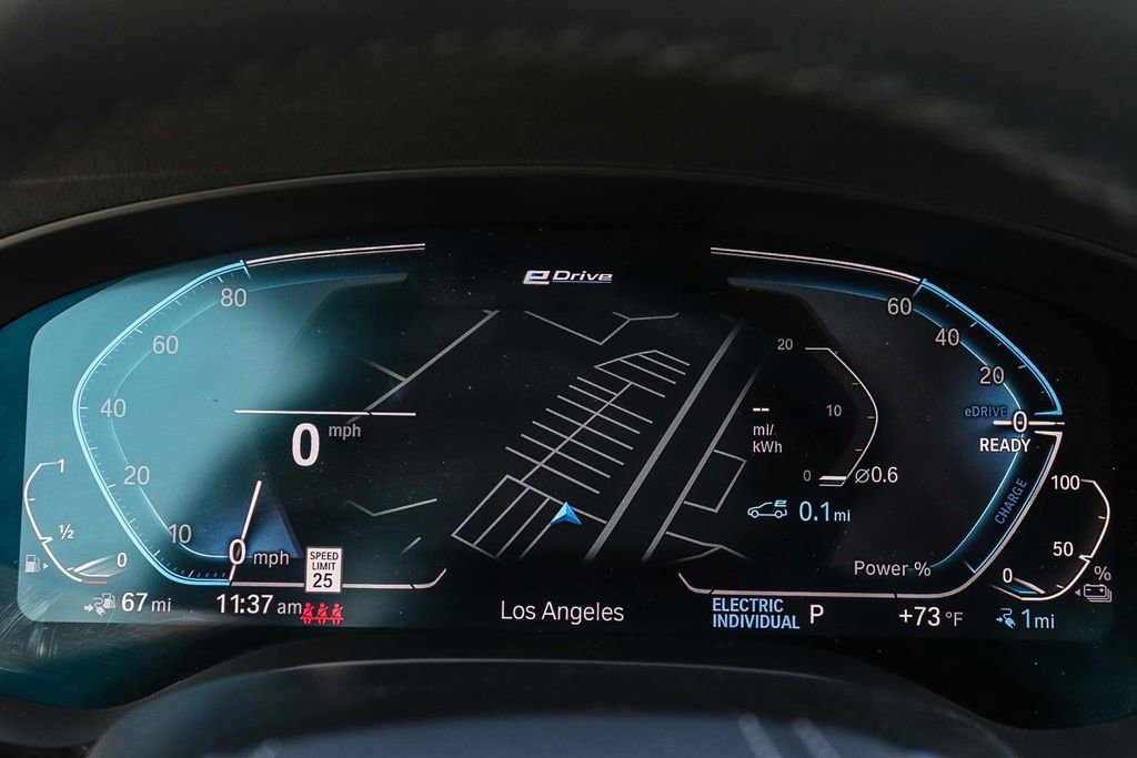 Used 2023 BMW 530e w/ Convenience Package image 23