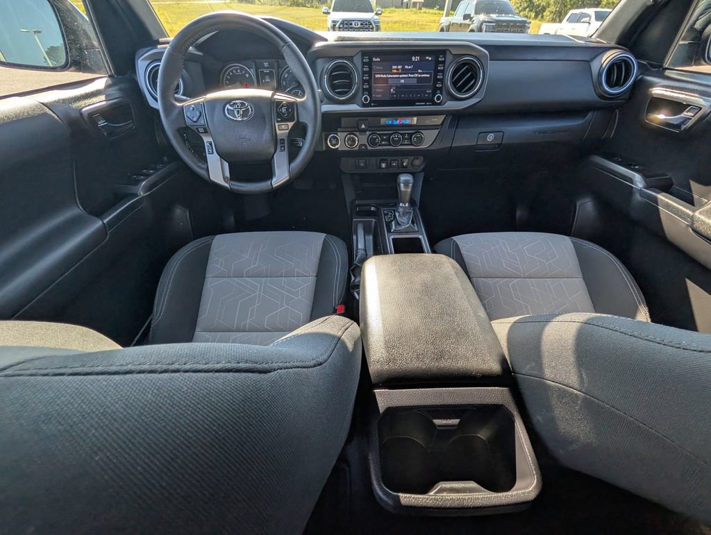 Used 2023 Toyota Tacoma TRD Off-Road AWD/4WD image 11