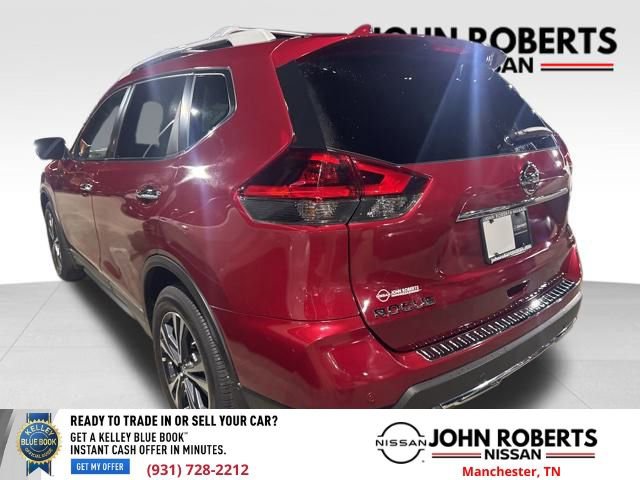 Used 2020 Nissan Rogue SV w/ Premium Package image 4
