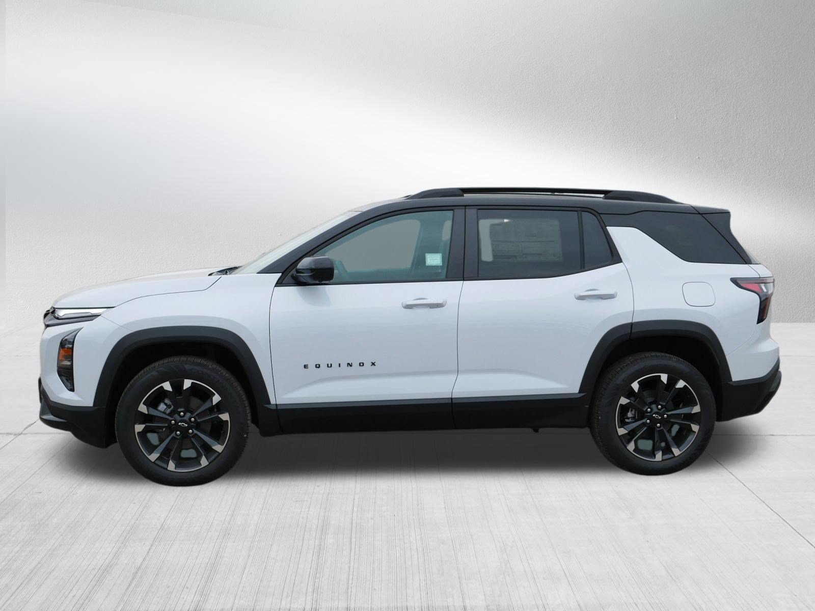 New 2027 Chevrolet Equinox RS w/ Safety and Technology Package AWD/4WD image 2