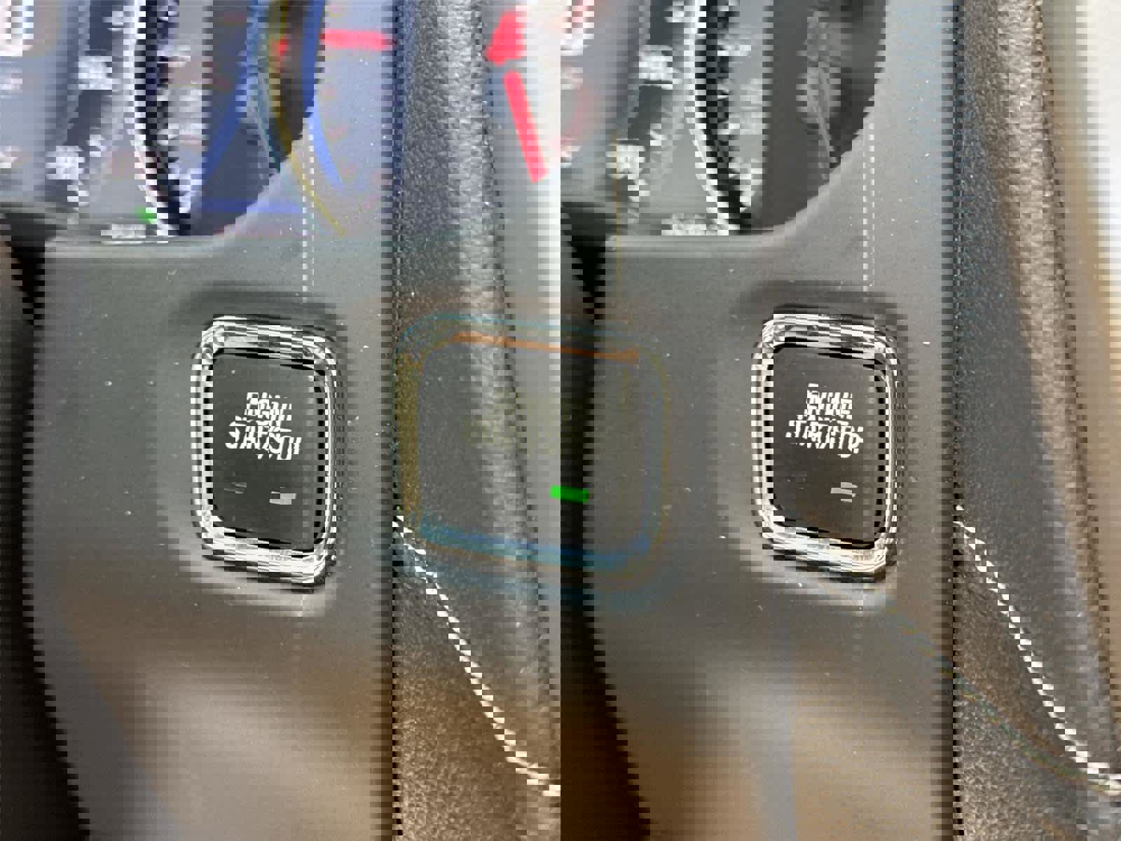 Used 2023 GMC Acadia Denali w/ Black Diamond Edition image 31