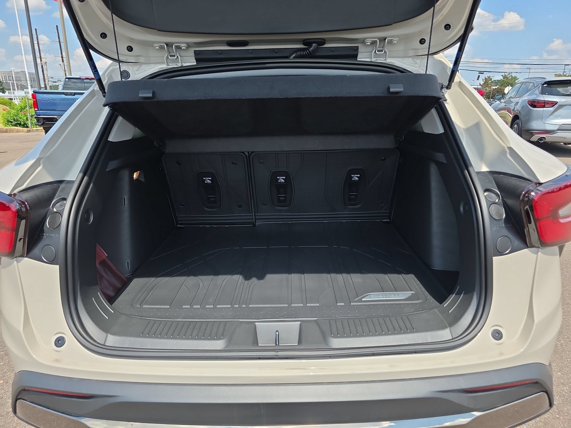 New 2026 Chevrolet Trax ACTIV FWD image 13