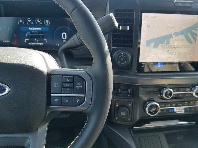 New 2025 Ford F350 Lariat w/ Lariat Ultimate Package image 27