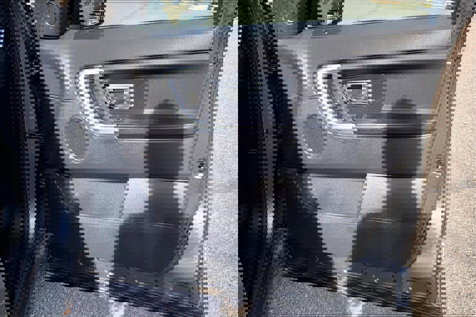 Certified 2019 Land Rover Discovery Sport SE image 21