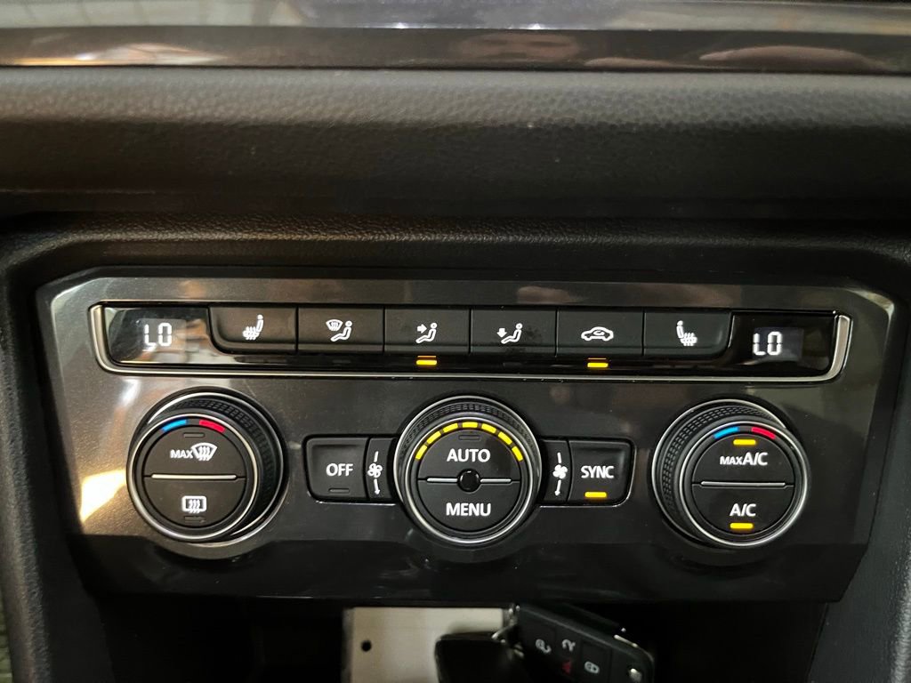 Certified 2021 Volkswagen Tiguan SE AWD/4WD image 18