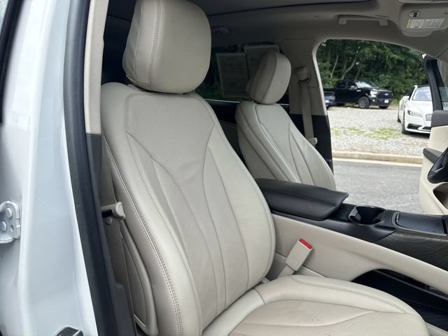 Used 2020 Lincoln Nautilus Reserve w/ Equipment Group 201A AWD/4WD image 25