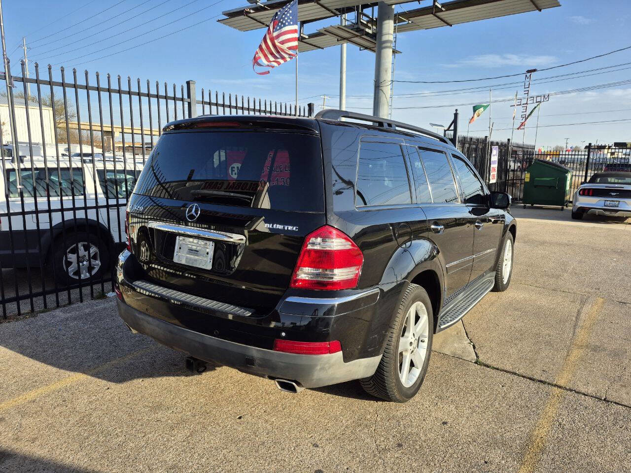 Used 2009 Mercedes-Benz GL 320 BlueTEC 4MATIC image 8