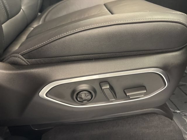 New 2026 Jeep Grand Wagoneer L Limited AWD/4WD image 27