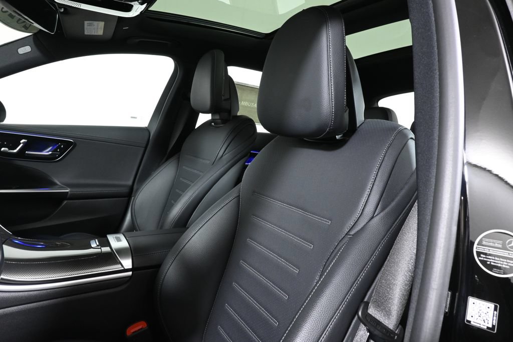 Certified 2023 Mercedes-Benz C 300 4MATIC Sedan image 16