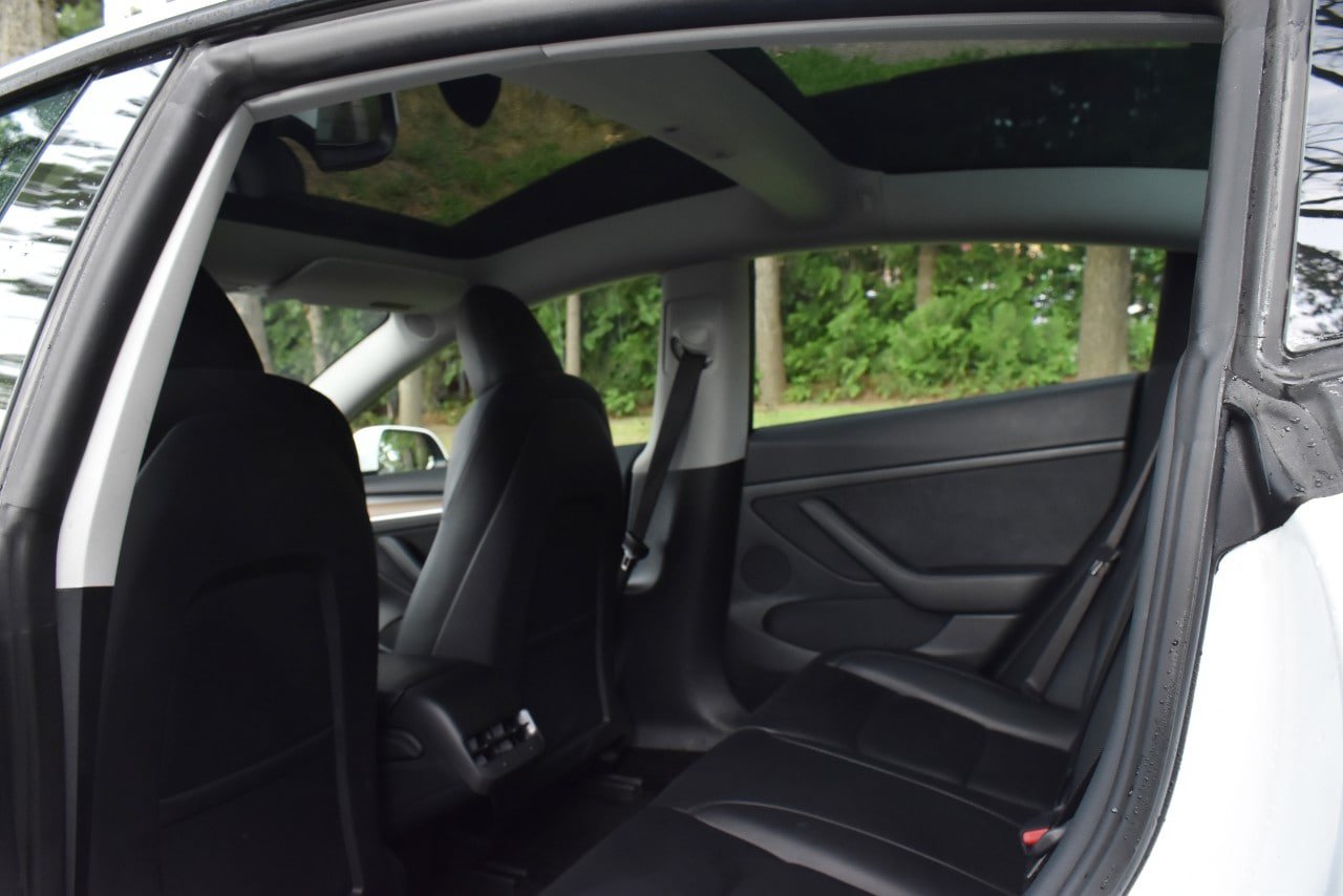 Used 2023 Tesla Model 3 Standard Range RWD image 17