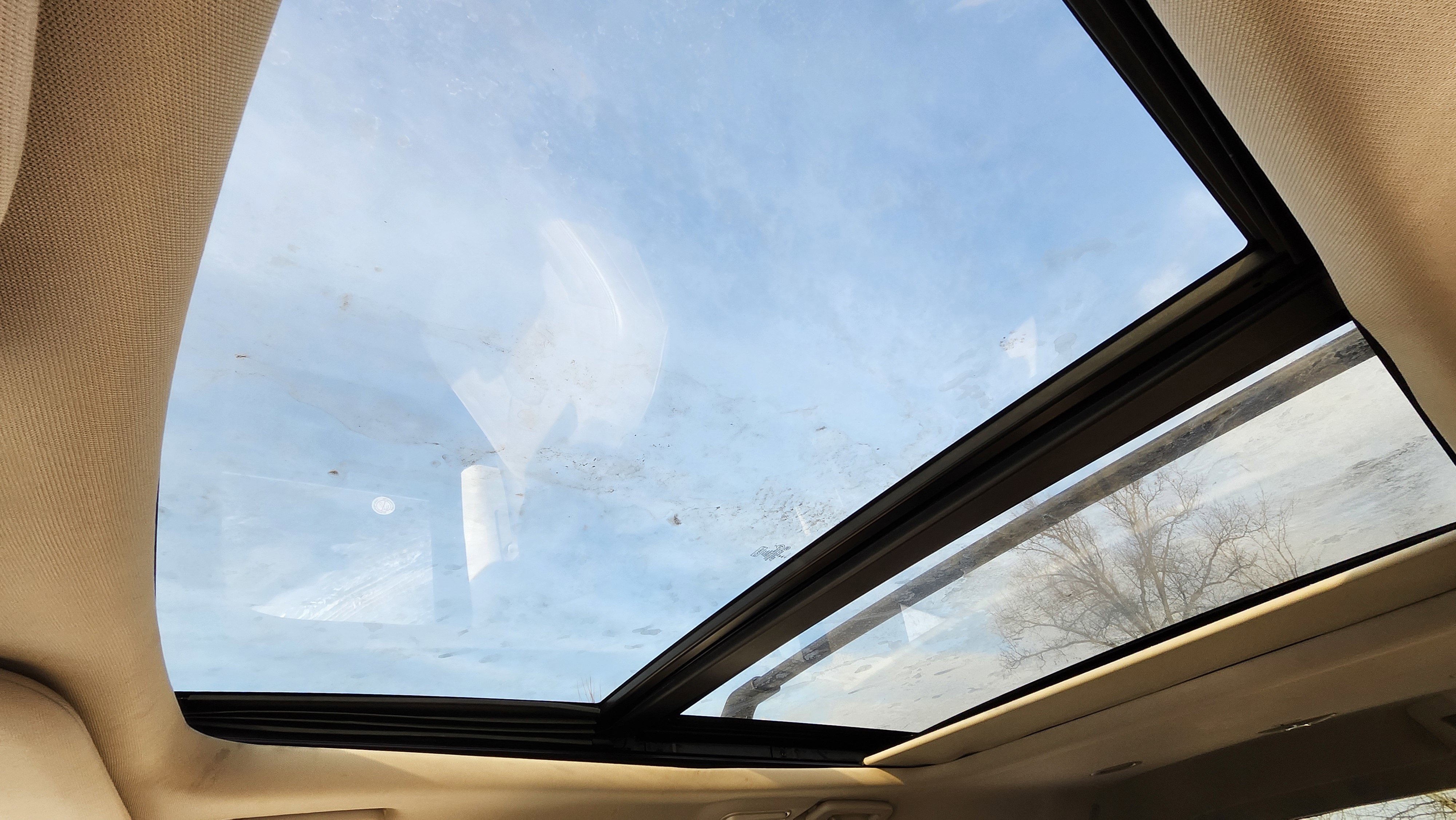 Used 2024 Ford Expedition Limited image 2