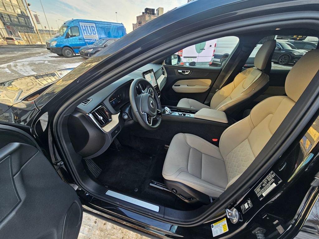 Certified 2026 Volvo XC60 B5 Core w/ Protection Package Premier image 18