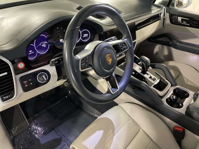 Certified 2022 Porsche Cayenne AWD/4WD image 4