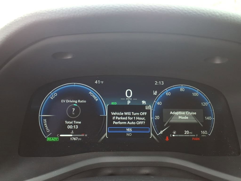 Used 2025 Toyota Camry XLE w/ Premium Package image 13