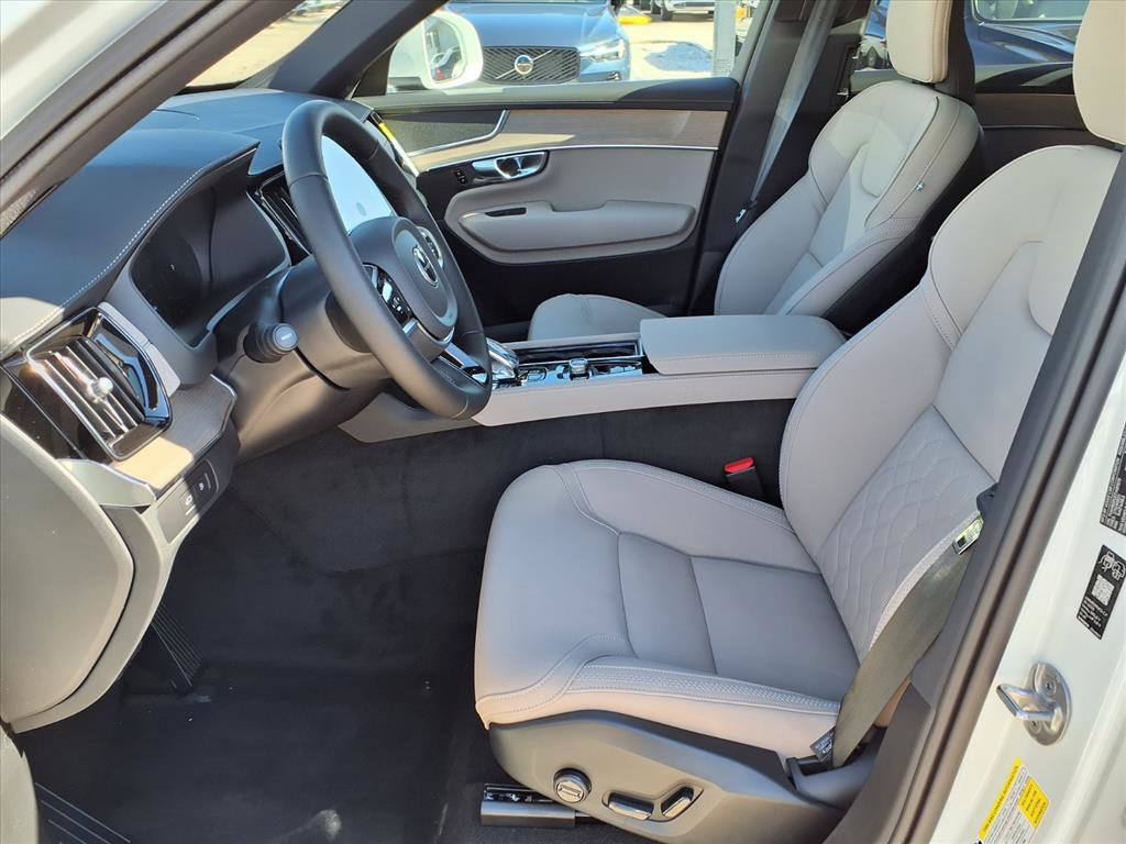 New 2026 Volvo XC90 T8 Core w/ Protection Package Premier image 19
