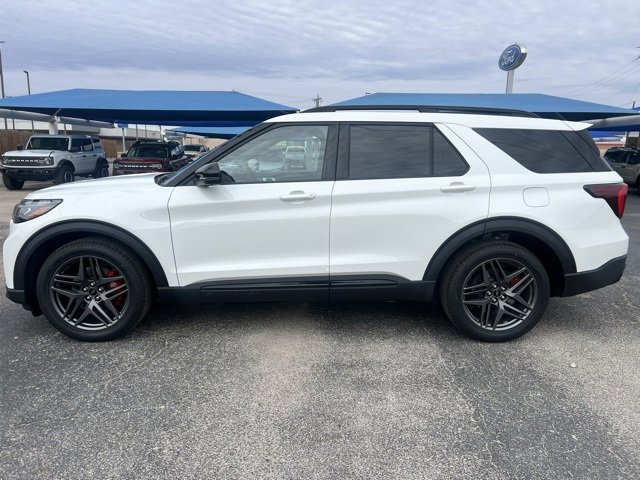 New 2026 Ford Explorer ST w/ Sun And Sound Package image 4