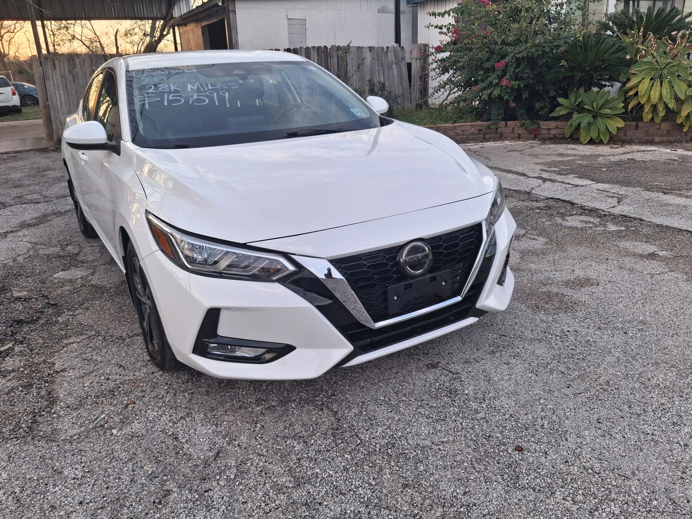 Used 2022 Nissan Sentra SV w/ Trunk Package image 1