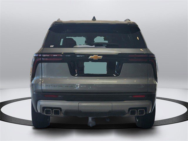 Certified 2025 Chevrolet Traverse LT w/ Sun and Wheel Package image 4