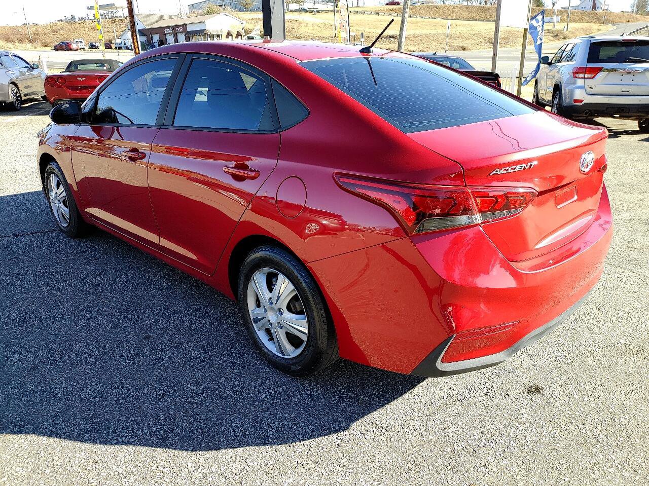 Used 2019 Hyundai Accent SE image 3