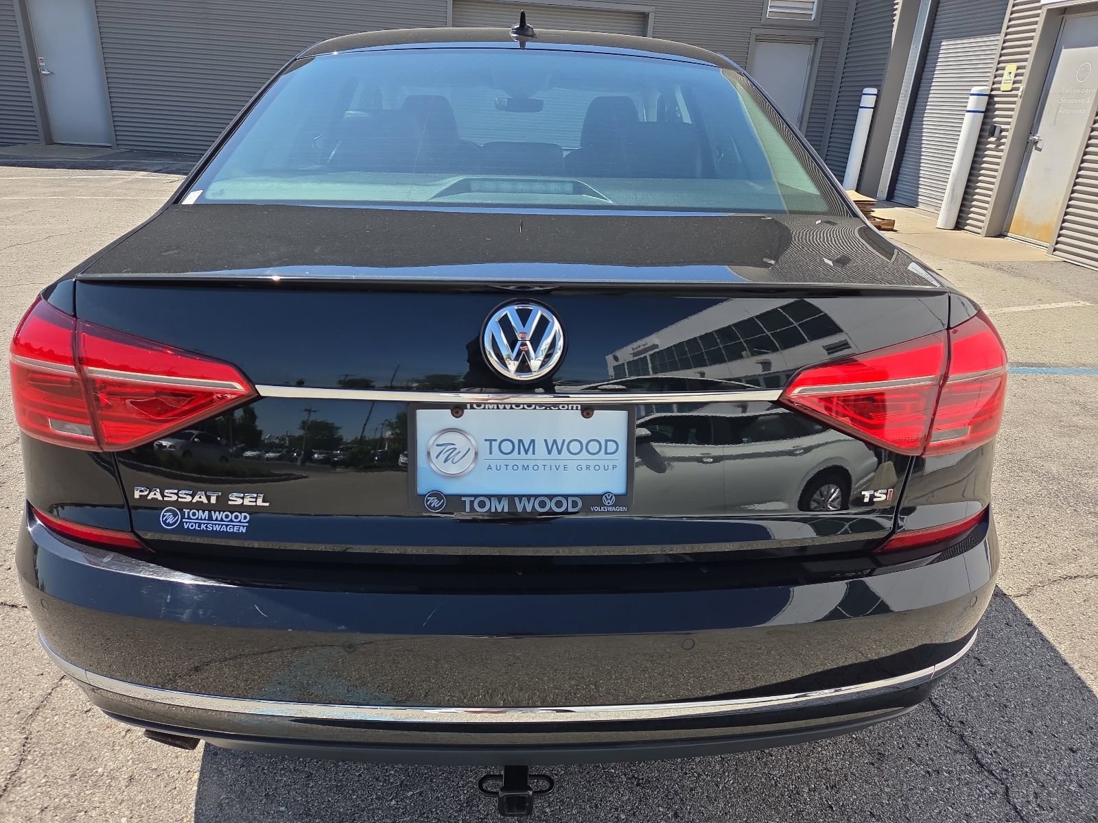 Used 2016 Volkswagen Passat 1.8T SEL Premium FWD image 11