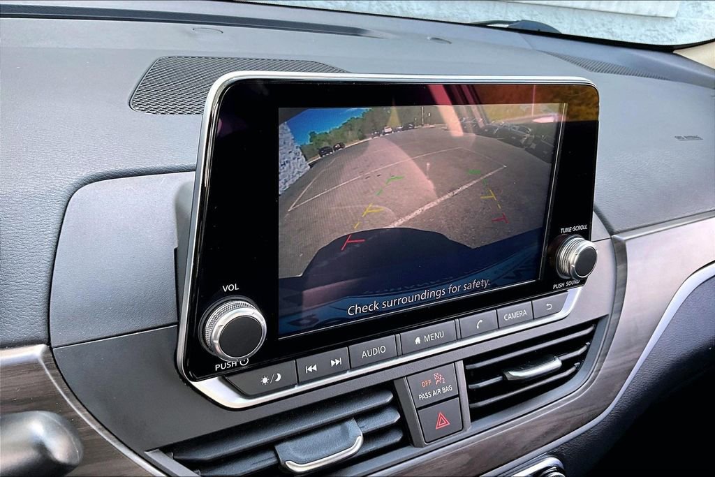 Certified 2024 Nissan Altima 2.5 SV FWD image 23