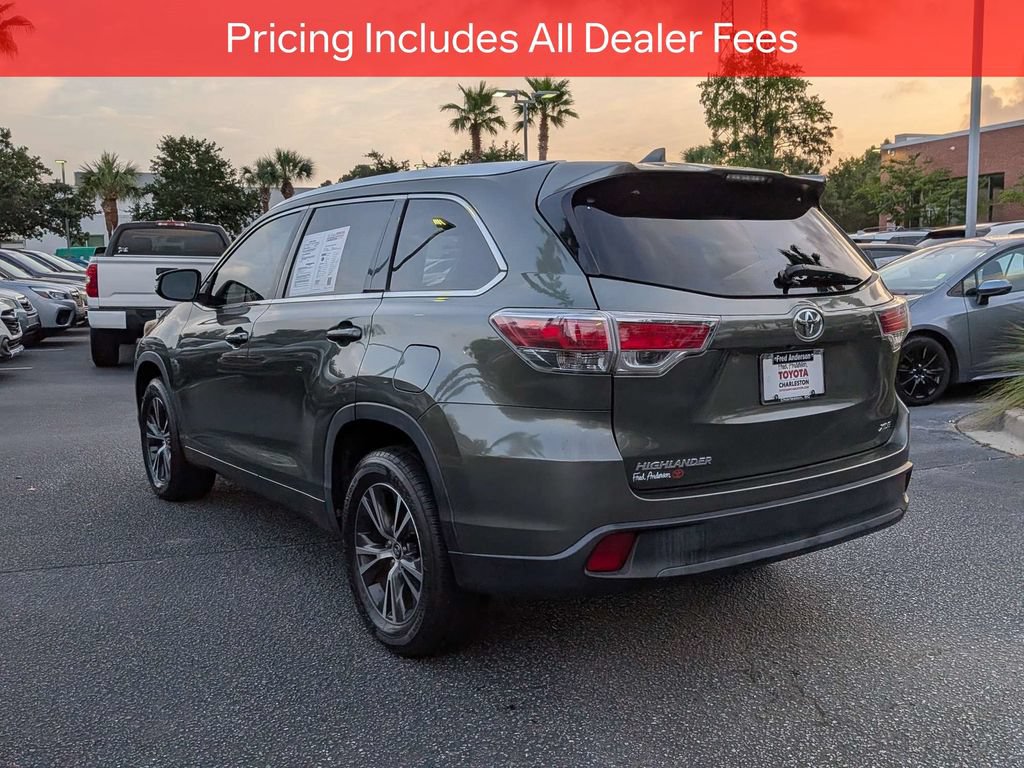 Used 2016 Toyota Highlander XLE FWD image 7