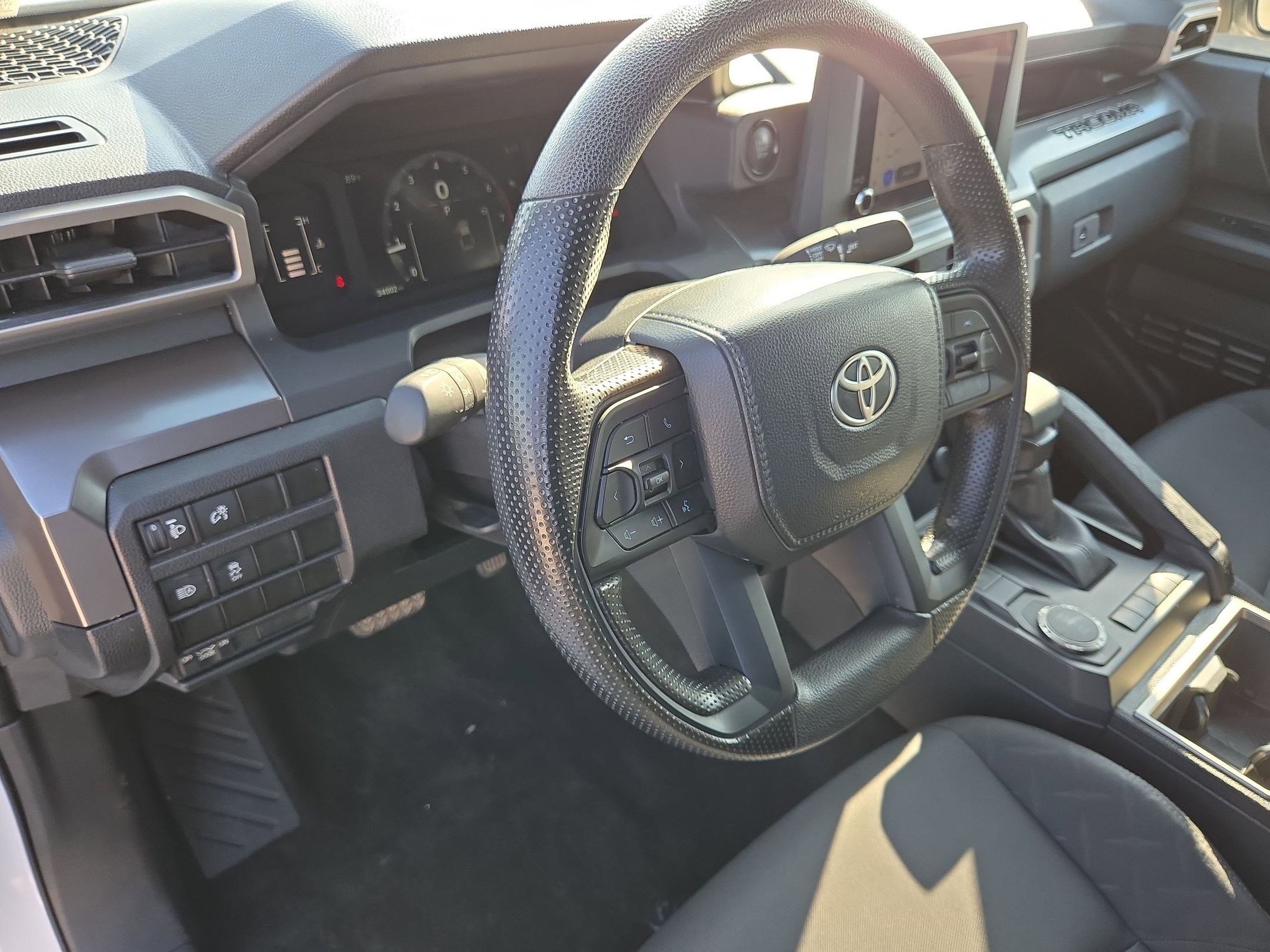 Used 2024 Toyota Tacoma SR5 image 10