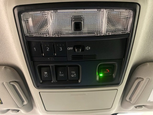 Used 2021 Toyota 4Runner SR5 Premium image 18