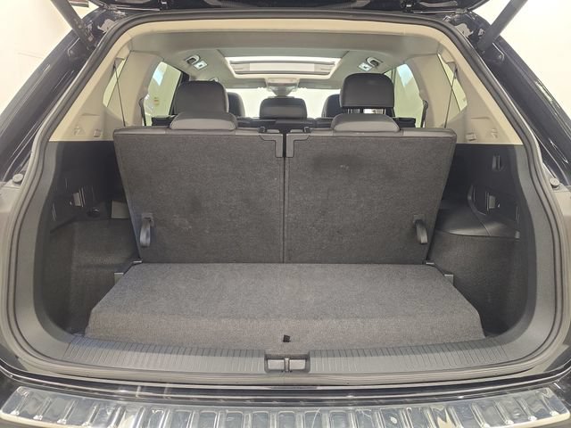 Used 2024 Volkswagen Tiguan Wolfsburg Edition FWD image 15