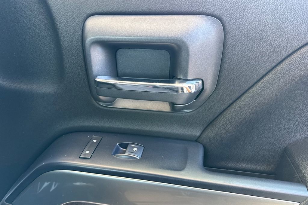 Used 2018 Chevrolet Silverado 2500 LT w/ All Star Edition image 19