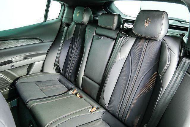 New 2025 Maserati Grecale GT AWD/4WD image 16