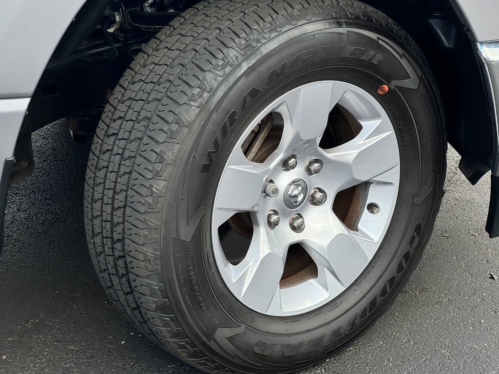Used 2023 RAM 1500 Big Horn AWD/4WD image 10