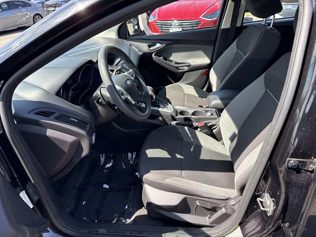 Used 2013 Ford Focus SE FWD image 14