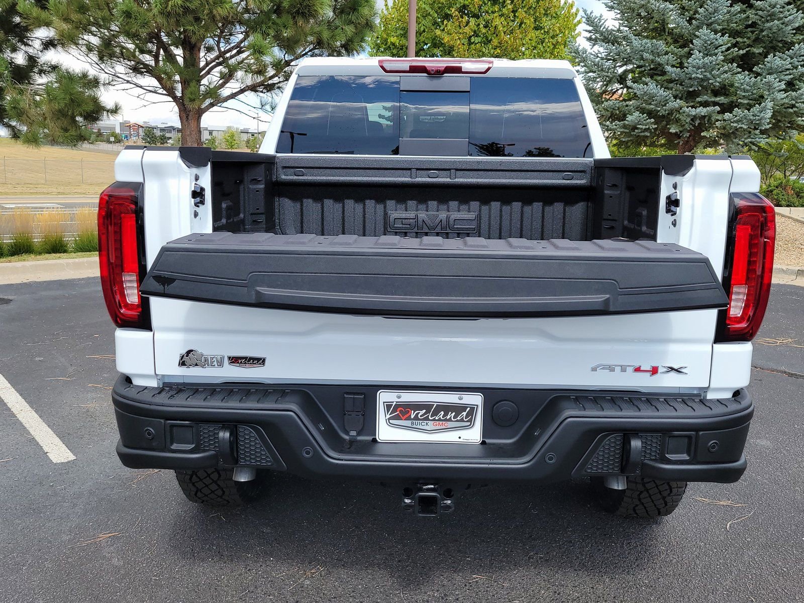 New 2026 GMC Sierra 1500 AT4X w/ AT4X AEV Edition image 12